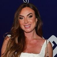 Nicole Bahls namorando jogador do Flamengo? Após flagra comprometedor, participante do 'Dança dos Famosos' dá veredito: 'Só beijando'