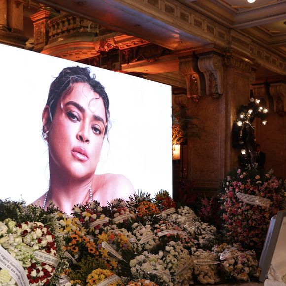 Velório de Preta Gil teve telão de LED que reunia memórias da família e da cantora