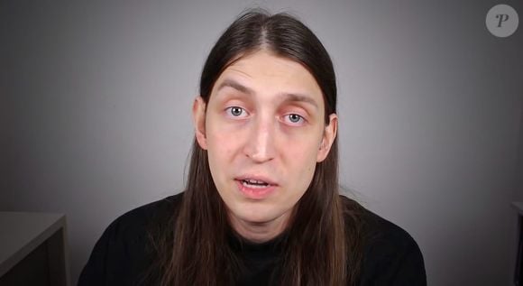 O caso ganhou mais repercussão após um vídeo viral do youtuber Felca, que denuncia esquemas de pedofilia na internet e a exploração da imagem de menores de idade