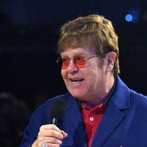 Um dos artistas mais excêntricos do mundo, Elton John guarda uma relíquia feita do seu próprio corpo