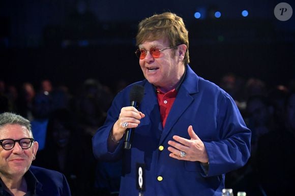 Um dos artistas mais excêntricos do mundo, Elton John guarda uma relíquia feita do seu próprio corpo
