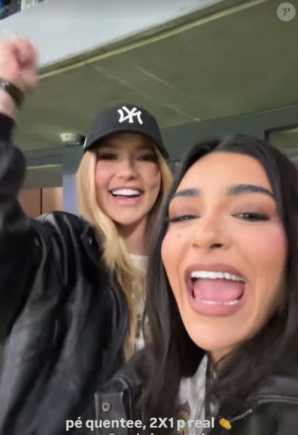 No último domingo (26), Virgínia foi assistiu ao jogo do Real Madrid com a amiga Duda Freire, com quem viajou para a Espanha