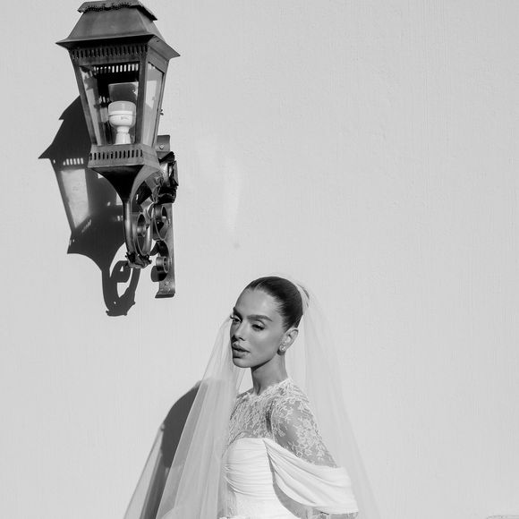 Em cliques, Giovanna Lancellotti esbanjou beleza antes de subir ao altar com Gabriel David