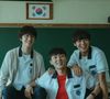 Seu grupo de amigos é o expansivo Ahn Sun-ho (Choi Hyun-wook) e o frágil Oh Beom-seok (Hong Kyung)