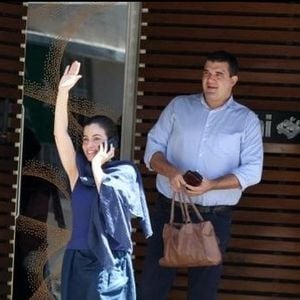 Renata Vasconcellos e Miguel Athayde farão uma cerimônia simples e discreta, apenas para familiares