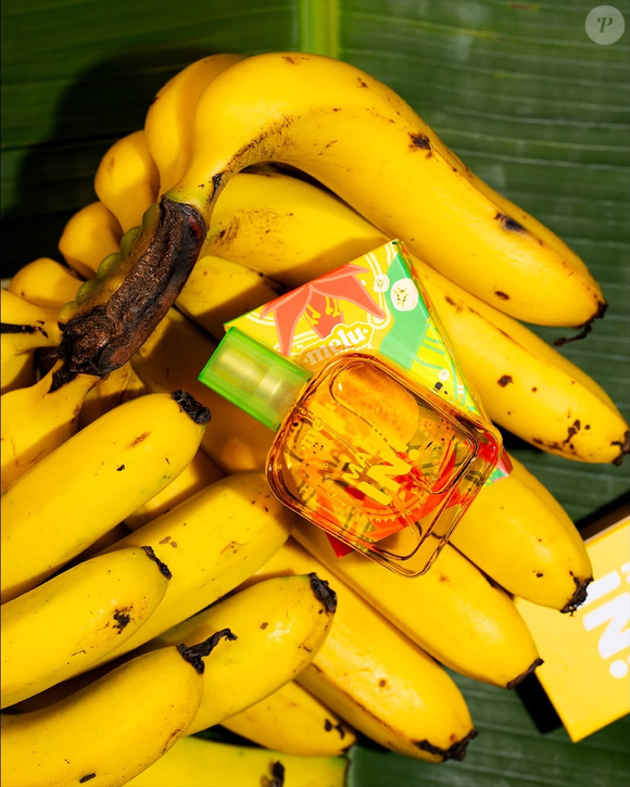 Com cheiro de banana madura, leite condensado e baunilha cremosa, o 'Flor de Bananeira Made In', da Melu, aposta na nostalgia brasileira para conquistar fãs de perfumes doces e divertidos