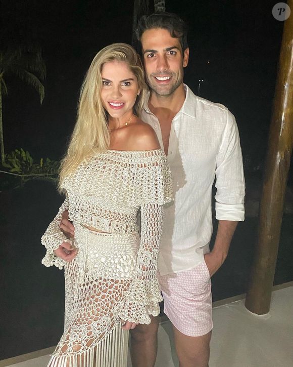 Barbara Evans e o marido, Gustavo Theodoro, em Angra dos Reis