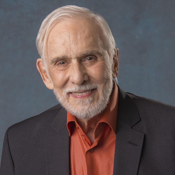 Francisco Cuoco morreu de falência múltipla dos órgãos às 14h54. A família afirma que ele partiu de forma tranquila e serena