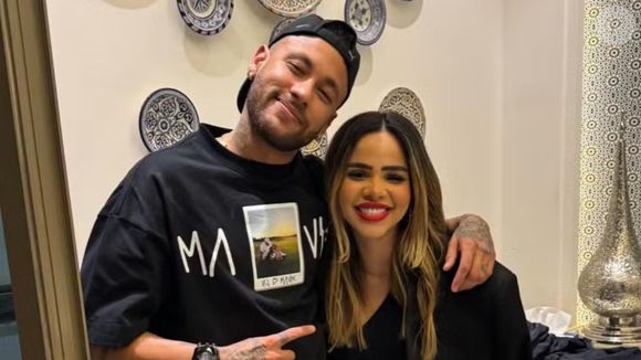 Participante de 'A Fazenda 17' teve romance secreto com o jogador hoje é amiga de Bruna Biancardi