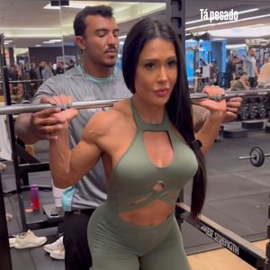 Gracyanne Barbosa revela luta para voltar aos treinos após sua saída do 'BBB 25'.