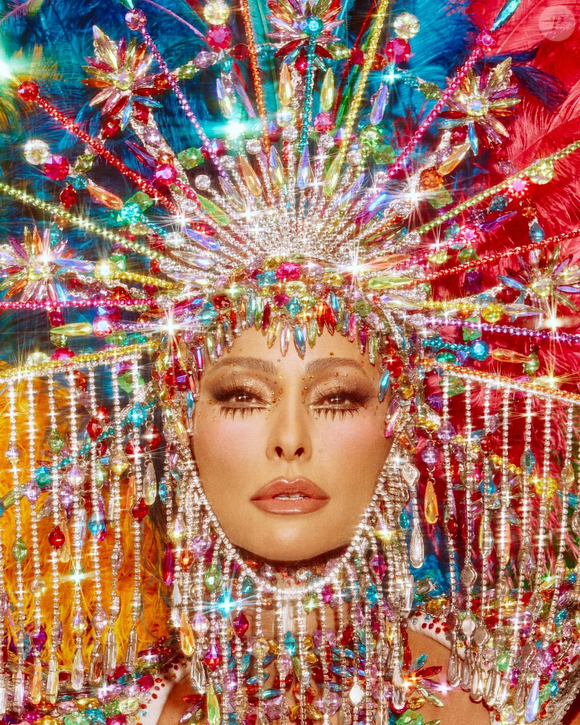 Fantasia de Sabrina Sato no desfile da Vila Isabel visa criar uma composição que remete diretamente às pinceladas intensas e populares de Heitor