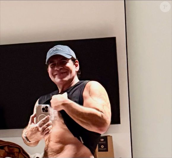Nas redes sociais, Leandro Hassum não dispensa fotos e vídeos mostrando seu corpo