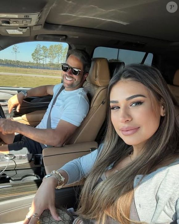 Marido de Simone Mendes, Kaká Diniz afirmou que pessoas na internet não gostam de ver a felicidade alheia