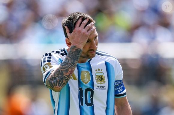 Lionel Messi foi apontado como o jogador mais ameaçado durante a Copa do Mundo 2026, segundo documentos de segurança obtidos pelo jornal espanhol Información