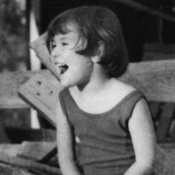 Por volta de 1967, essa menina de cabelo curto e franja jamais imaginou ser atriz famosa; hoje é estrela de filmes de sucesso e pode ganhar importante prêmio