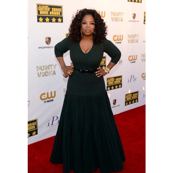 Oprah Winfrey tentou diversos métodos de emagrecimento, e conseguiu chegar aos seus objetivos alinhando dieta, exercícios e remédios