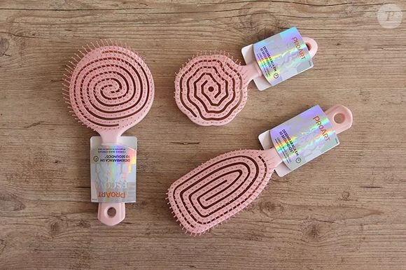 Escova Easy Flexi, da ProArt: Ideal para cabelos lisos e finos, a Escova Easy Flexi desembaraça com suavidade e ajuda a reduzir a quebra causada pelo excesso de tração no dia a dia