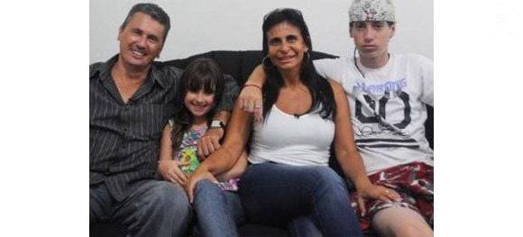 Gretchen no ‘Troca de Família’: ex-participante aponta que o programa foi formatado para apresentar a cantora como a ‘mãe perfeita’