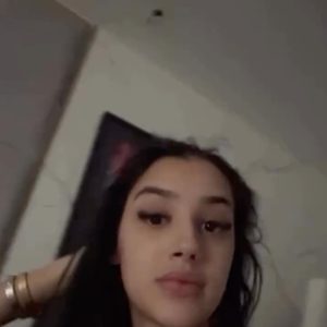 Nesta quarta-feira (23), Bia Miranda revelou que a bolsa estourou e entrou em trabalho de parto