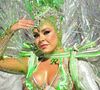Carnaval 2025: Fabíola de Andrade escolheu uma fantasia verde e branca, cores da escola de samba