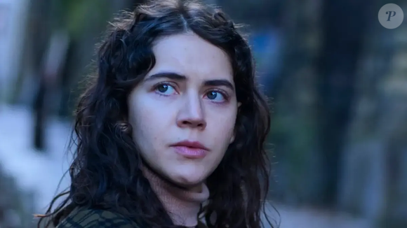 Valéria (Tessa Ía) luta para reencontrar os filhos após ser traída e silenciada pelo ex-marido em Ninguém Nos Viu Partir