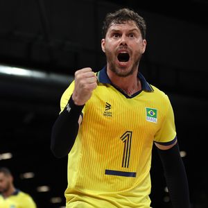 O mundo do vôlei foi pego de surpresa com a nova campanha de Bruninho. E os comentários não passaram despercebidos.