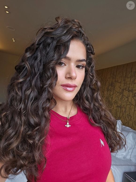 Rumores de affair entre Maisa e Fe Bertuol ficaram ainda mais intensos após interações dos dois nas redes sociais