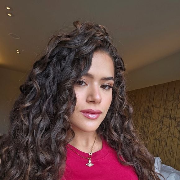 Rumores de affair entre Maisa e Fe Bertuol ficaram ainda mais intensos após interações dos dois nas redes sociais