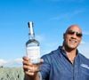 A marca de tequilas de Dwayne Johnson chegou ao Brasil com três versões diferentes: Blanco, Reposado e Añejo