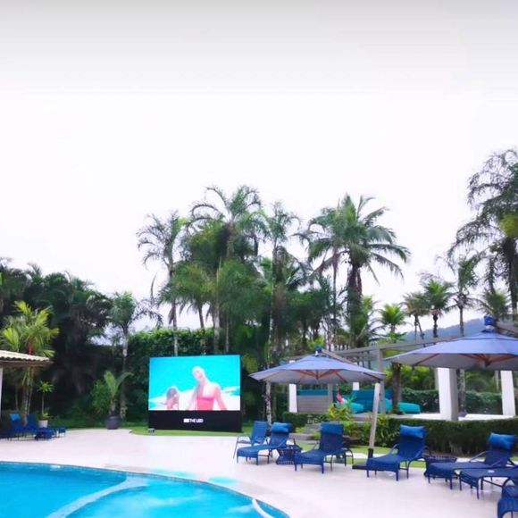 Virgínia Fonseca comprou mansão de R$ 27 milhões no mesmo condomínio onde Adriana Esteves e Neymar têm casa