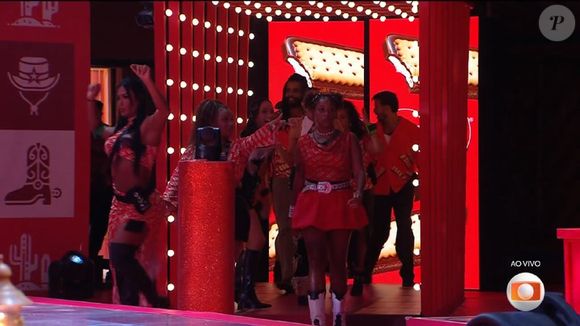 Festa do 'BBB 25' desta sexta (24) teve shows de Tierry, Luan Pereira e Gustavo Mioto