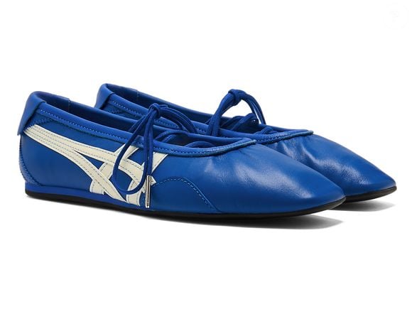 Couro macio, sola flexível e dois tipos de cadarço fazem do novo Onitsuka Tiger um dos lançamentos mais elegantes da temporada
