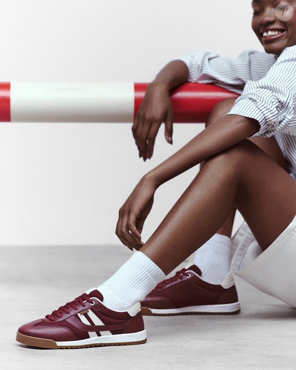 Leveza, conforto e visual retrô definem os modelos Retrô A, pensados para acompanhar a rotina urbana durante o verão