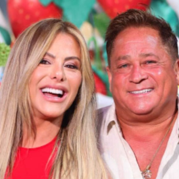 Mulher de Leonardo, Poliana Rocha posta foto raríssima com cabelo diferente e franjas - este visual da mãe de Zé Felipe vai te chocar! Veja