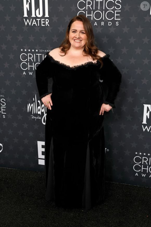 Jessica Gunning : Os looks das famosas no Critics Choice Awards 2025