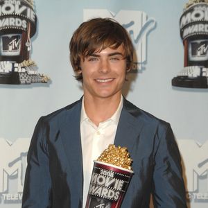 2008: cabelo de Zac Efron também mudou bastante ao longo da fama