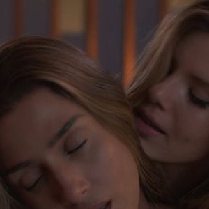 “Não estava preparada para o hot entre Camila Pitanga e Camila Queiroz. Que cenão!”, escreveu uma usuária no X (antigo Twitter).