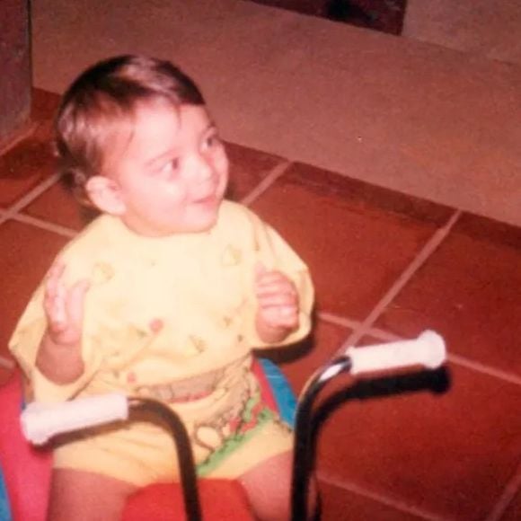 Foto de Lucas Lucco criança: cantor esbanjava fofura na infância