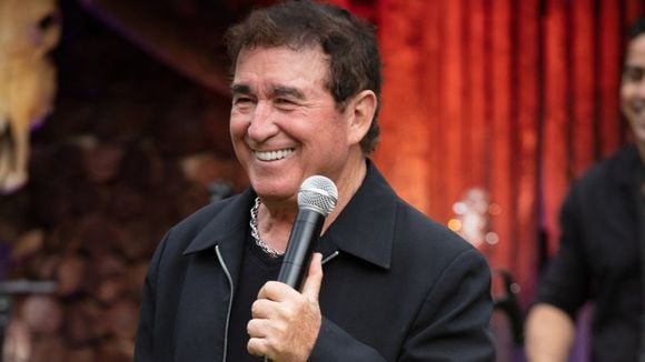 Em meio ao luto por morte da filha, Amado Batista é cobrado na Justiça em mais de R$ 500 mil por dívida com empresa. Detalhes