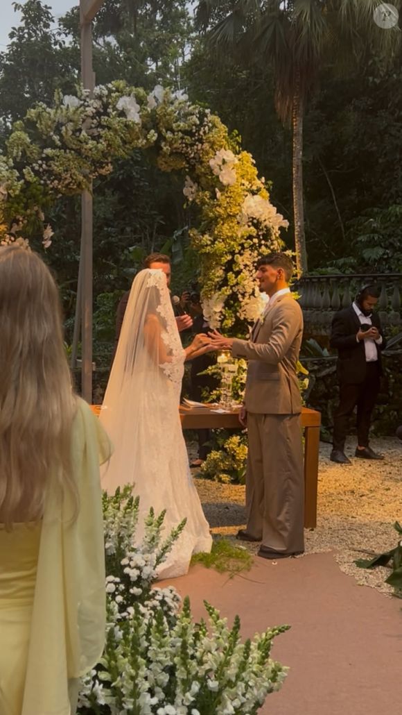 Noivos há 20 dias, Casamento de Gabriel Medina e Isabella Arantes foi feito em tempo recorde: apenas 15 dias