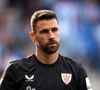 Unai Simón é um goleiro de destaque internacional e o titular da Seleção Espanhola para a Copa do Mundo de 2026. Em nível de clubes, ele atua profissionalmente como goleiro principal do Athletic Bilbao, da Espanha