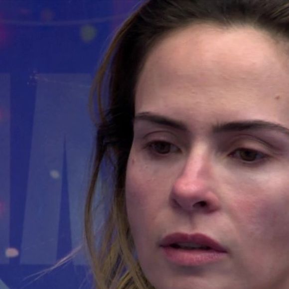 Ana Paula Renault revela 'premonição' sobre a morte do pai no 'BBB 26' e diz ter ouvido a mãe, já falecida: 'Falou que estava...'