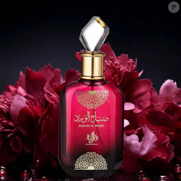 O perfume Sabah Al Ward, de Al Wataniah, é oriental, trazendo a presença de pimenta rosa, cacau, além de flor de laranjeira, baunilha e fava tonka. É uma ótima opção para você dar de presente nessa Páscoa.