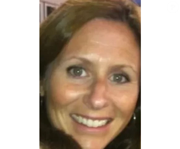 Mulher de Andy Byron retirou o sobrenome do marido de uma rede social, o que acendeu rumores de divórcio