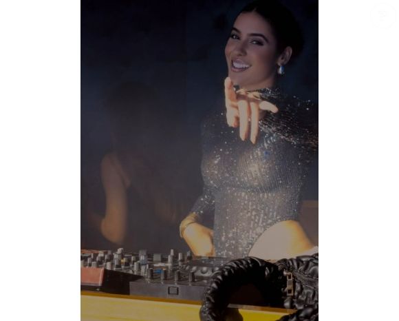 DJ Gisele Dario entrou no radar de Zé Felipe, mas flerte não avançou, segundo Gaby Cabrini