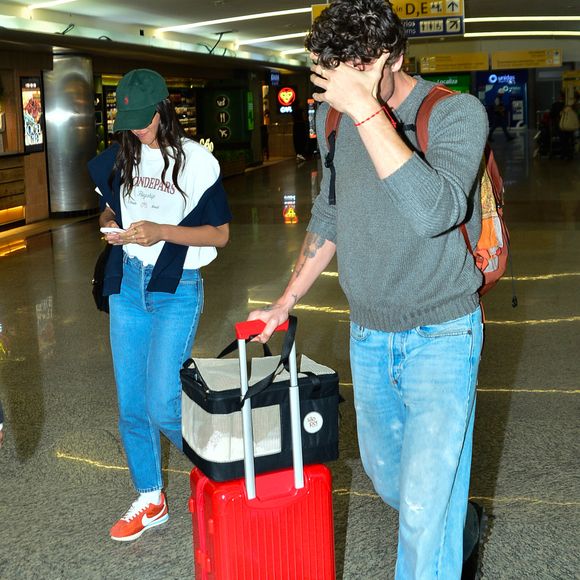 Segundo a colunista Keila Jimenez, do R7, Bruna Marquezine e Shawn Mendes devem passar o Réveillon juntos em Fernando de Noronha