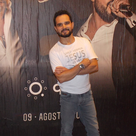 'É vergonhoso': ex-mulher de Luciano Camargo dispara contra cantor no aniversário do filho, Wesley; relação está rompida há 10 anos