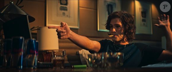 João Guilherme explicou que a ausência se deu por conta de compromissos de lançamento do filme ‘O Rei da Internet’