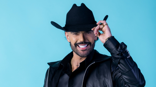 Modelo que acompanhava Luan Pereira no dia da confusão com Dado Dolabella foi apontada como affair de um parceiro musical do artista