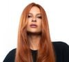 Segundo a L'Oréal Professionnel, o Spicy Cinnamon ganha profundidade com mechas super sutis em tom sobre tom, que criam um efeito iluminado sobre a base aquecida e valorizam o brilho e o movimento dos fios